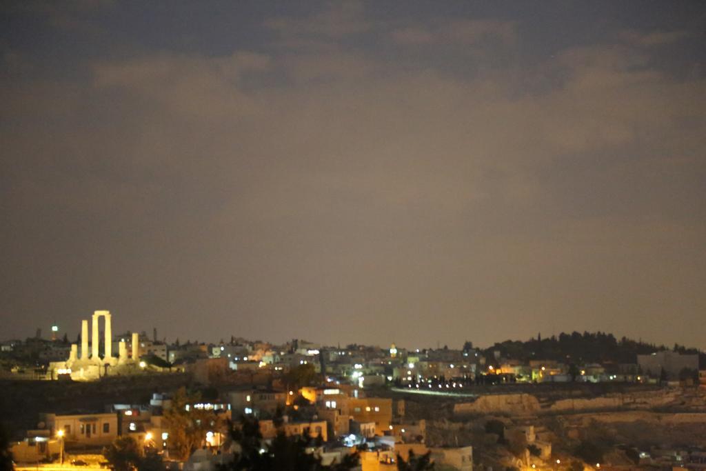 Jabal Amman Hotel Exterior foto